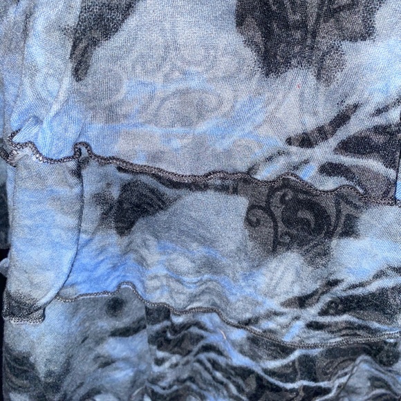 ✨I.N. STUDIO RUFFLE LONG SLEEVE TOP - Picture 4 of 8